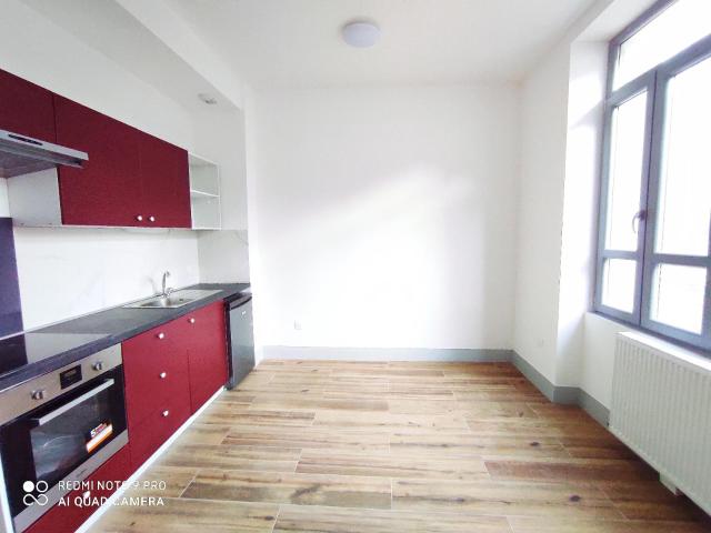 Réf: GES02570003 369, 1 pièce s, BOURG EN BRESSE