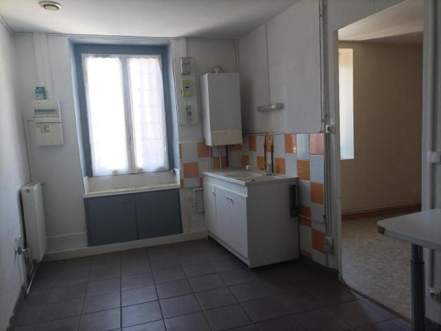 Réf: GES37960005 370, 2 pièce s, RIVE DE GIER