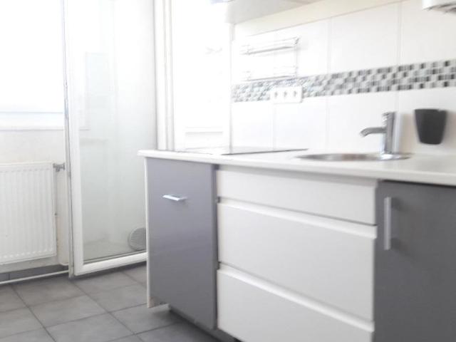 Réf: GES38380009 492, 3 pièce s, GRIGNY