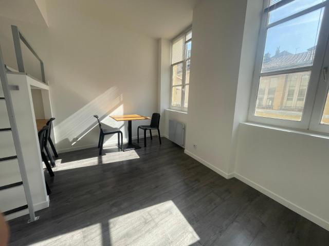 Réf: GES46430004 372, 0 pièce s, Lyon