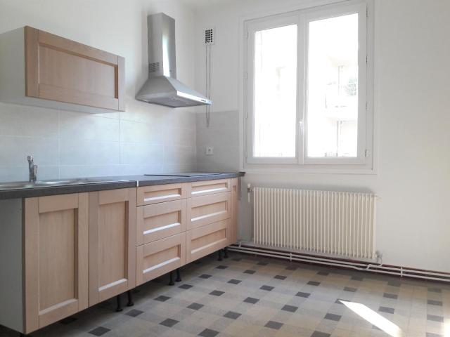 Réf: GES52580006 371, 2 pièce s, LYON