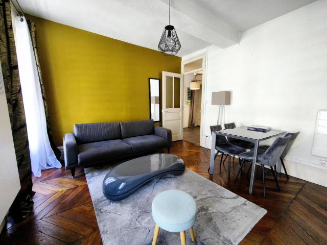 Réf: GES96740052 787, 2 pièce s, LYON