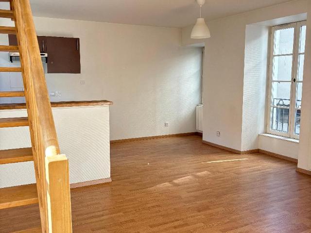 Réf: GES96290018 369, 2 pièce s, BOURG EN BRESSE
