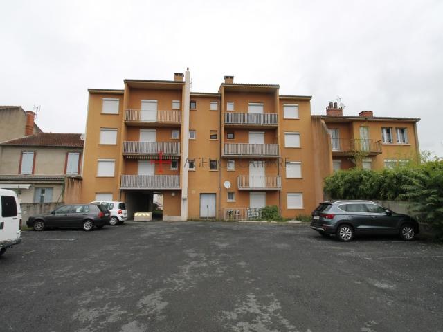 REF: LOC63 Albi Claude Bernard Appartement T2 40,77 m2 Hab. 1er étage Balcon et Parking