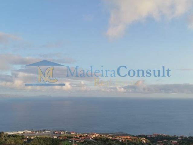 Ref. SC T 00177 26 | Terreno com Vista Mar em Santa Cruz: a 8 min do Golf Santo da Serra