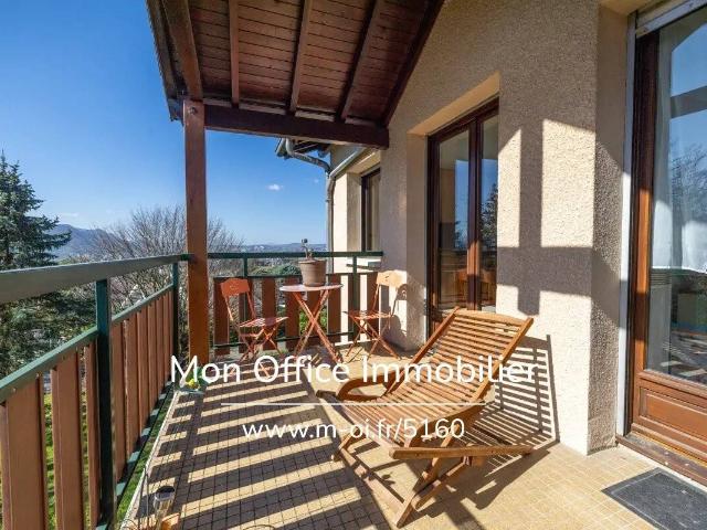 Référence: 5160 TCA Appartement 3 pièces Terrasse Vue dég