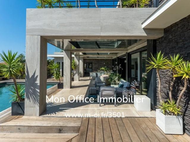 Référence: 5819 SIC. Villa de luxe vue mer! 465m² Saint Raphaël