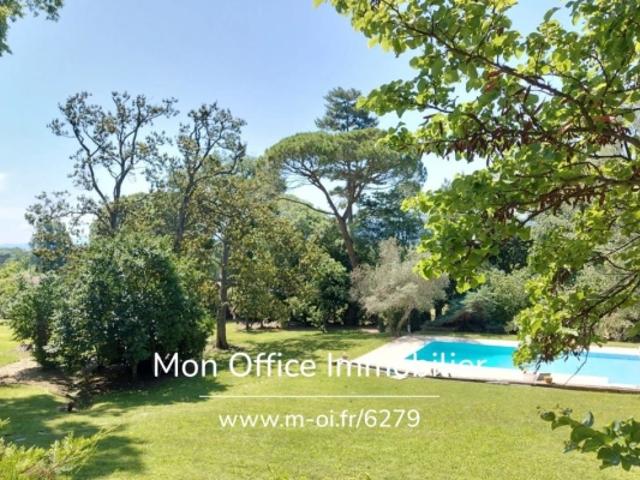 Référence: 6279 NGU. Bastide XIX éme avec 2 maisons d'amis