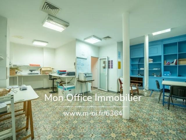Référence: 6364 CLA. Local Professionnel dans le quartier de Noailles 13001