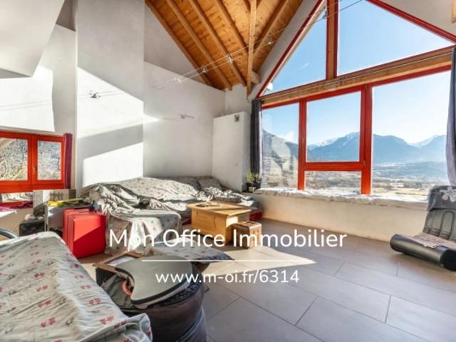 Référence: 6314 MBE. Appartement T6 de 164m² avec jardin