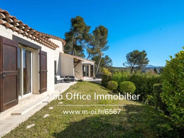 Référence: 6567 CDI. Maison familiale au cœur de la résidence prisée Le Clos des Pins