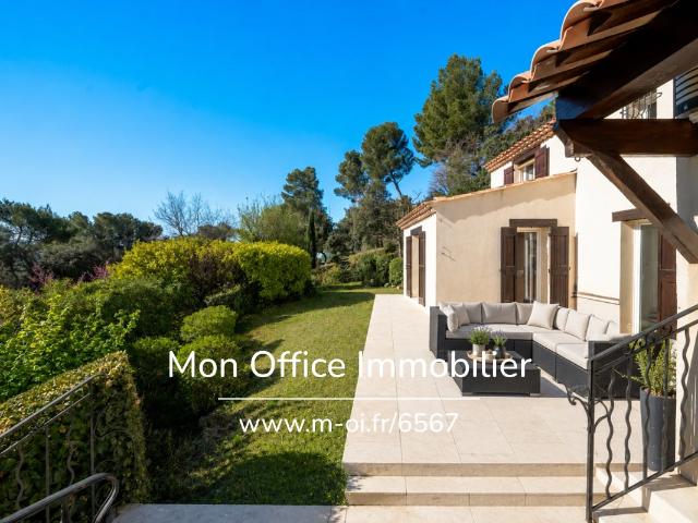Référence: 6567 CDI. Maison rénovée avec vue Sainte Victoire au cœur du Clos des Pins