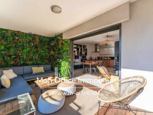 Référence: 6581 ABO. Résidence La Méniane, Appartement 3 pièces avec double terrasse, place de parking, au calme