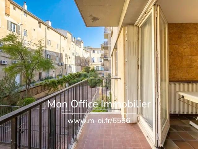 Référence: 6586 DVI Aix Centre Appartement T3 avec balcon, ascenseur et stationnement !