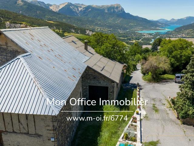 Référence: 6774 MTE Bâtisse à rénover 150m² orientée sud vue Lac
