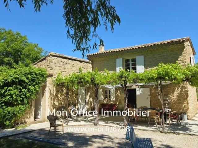 Référence: 6798 CCH Bastidon en pierre avec oliveraie et petite vigne