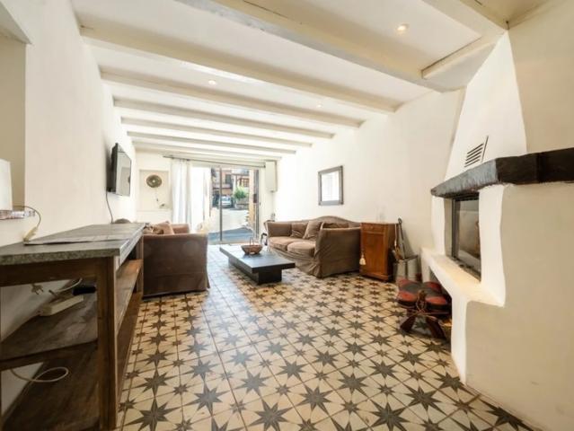 Référence: 6963 BAU Crots Maison village 88m² Cave