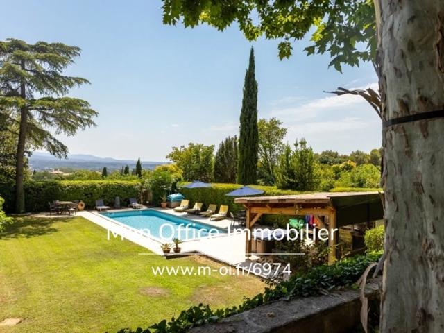 Référence: 6974 TLE Aix en Provence Bas de Bastide XIX e siècle 7 pièces Proche centre ville Piscine Pool house Vue dégagée