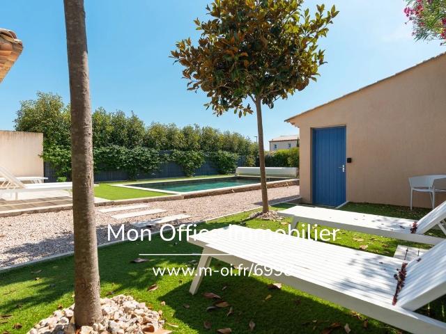 Référence: 6998 Les Villa Moderne À 1 Min De La Plage Ave. 167m² Grimaud