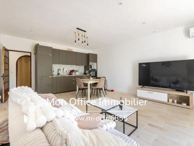 Référence: 7086 ETH Exclusivité Appartement T2/3 Rénové Jardin 2 places de parking Aix en Provence