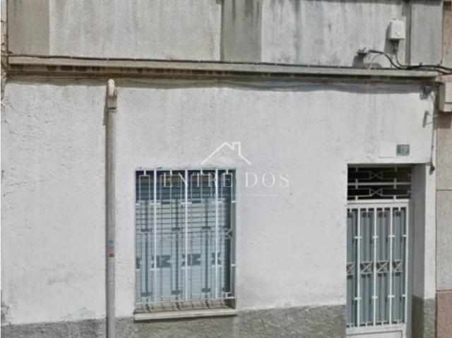 Reforma y Disfruta! Chalet en Venta para remodelar en Almazora!