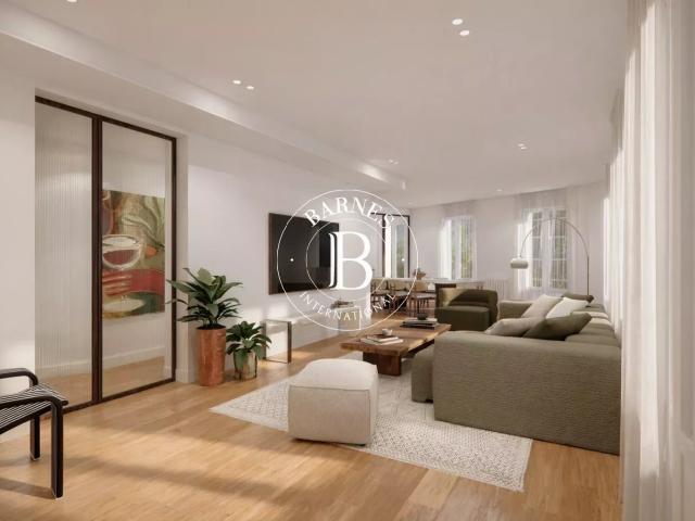 Reformado 7 balcones 3 suites Trafalgar 253m² Madrid