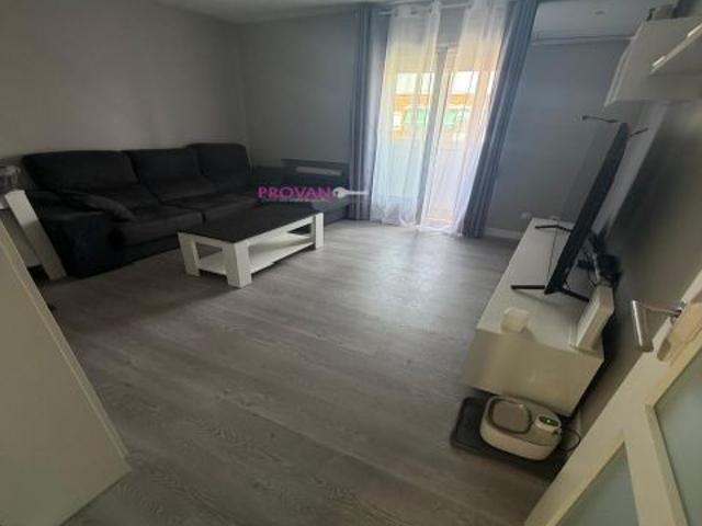 REFORMADO CON 3 DORMITORIOS TERRAZA Y PLAZA DE GARAJE!