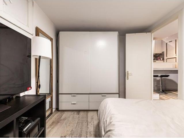 Reformado apartamento con patio privado y 3 dormitorios