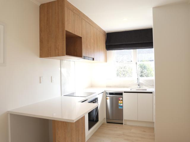 Refreshed and ready for the new Tenant!
