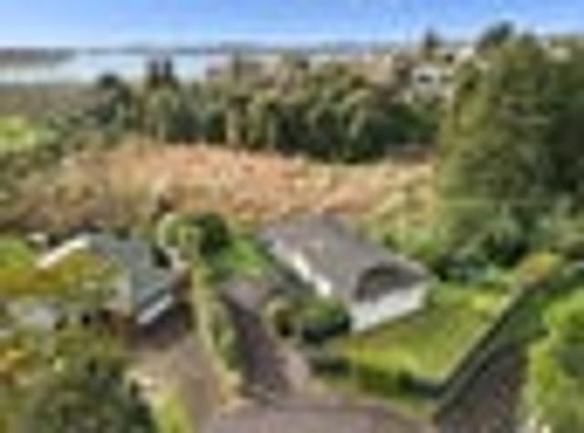 Refreshed Home with Sparkling Vistas