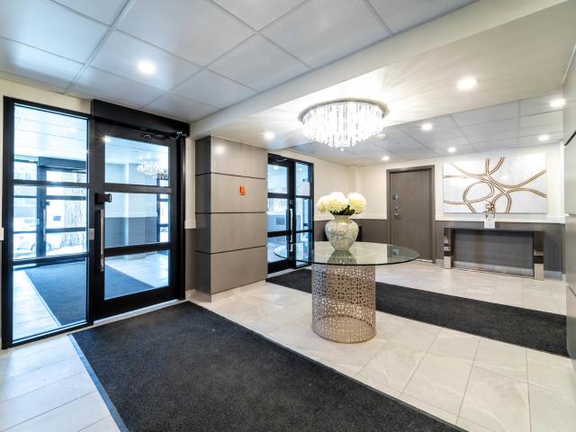 Regal Tower I 2 Bedroom [object Promise] for Rent