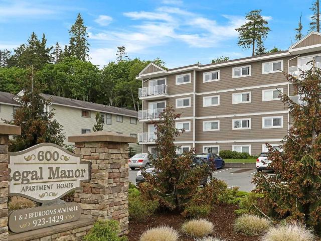 Regal Manor Residences 2 Bedroom Apartment for Rent at 600 Island Hwy S, Campbell River, BC V9W 6R6