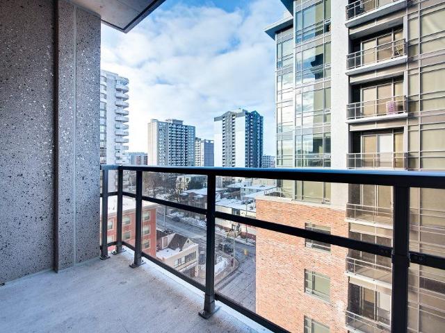 Regency on Main 1 Bedroom Apartment for Rent at 140 Main St W, Hamilton, ON L8P 0B8 Central Hamilton