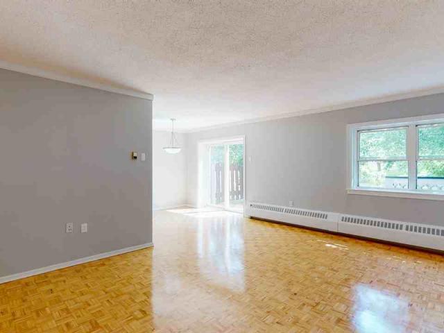Regency Court Apartments 3 Bedroom Apartment for Rent at 2231/2247 Walkley Rd, Ottawa, ON K1G None Sheffield Glen