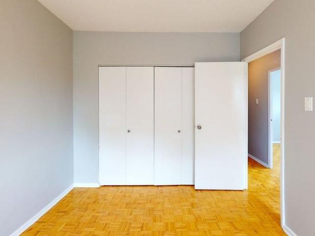 Regency Court Apartments 2 Bedroom Apartment for Rent at 2231/2247 Walkley Rd, Ottawa, ON K1G None Sheffield Glen