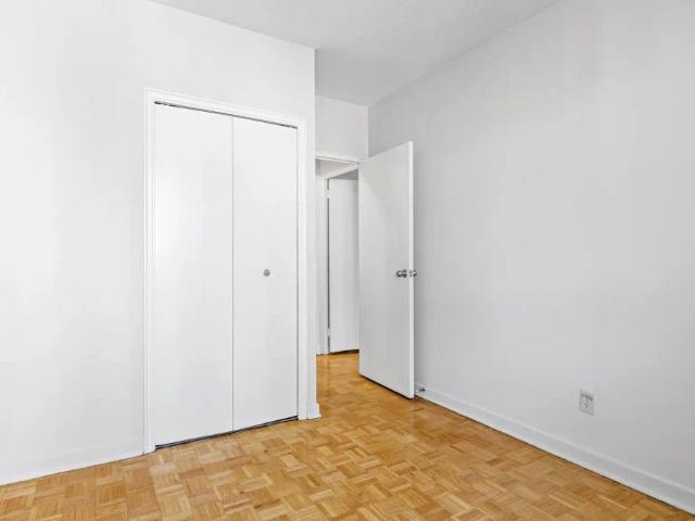 Regency Towers — 1 Bedroom