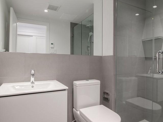 Regency 1 Bedroom Apartment for Rent at 3555 Ch De La Côte Des Neiges, Montréal, QC H3H 1V2
