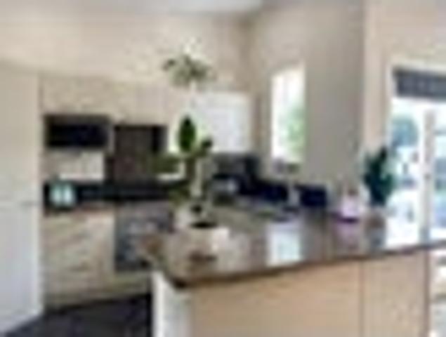 Regent, 3 bedrooms, $670 pw