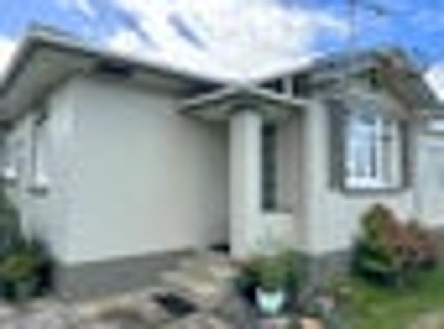 Regent, 1 bedroom, $375 pw