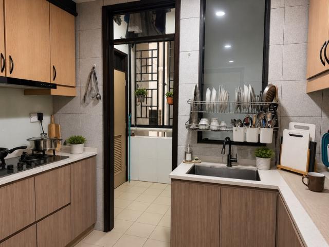 Regent Heights Condominium For Sale, $1,070,000, 2 Bed 3 Bath 1,023 sqft $1,046.00 psf