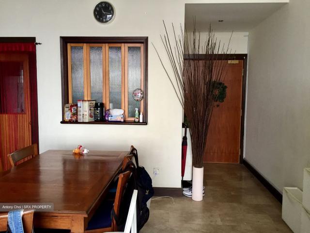 Regent Heights D23, Condominium