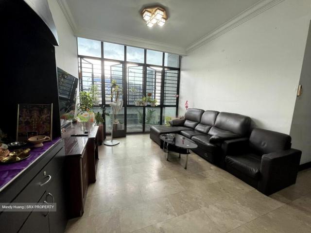 Regent Heights D23, Condominium