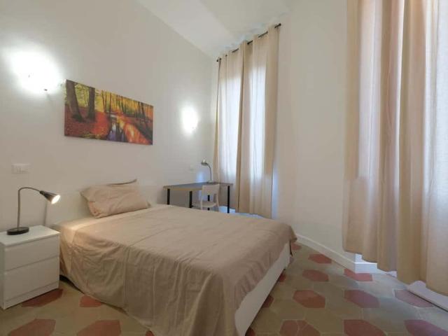 Regina 7 Room 2 Bagno