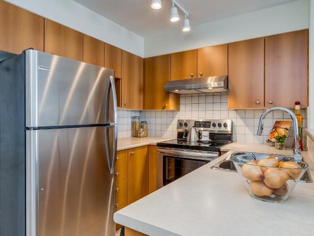 Regina Apartments 1 Bedroom Apartment for Rent at 1802 Victoria Ave E, Regina, SK S4N 7R9 Glenelm