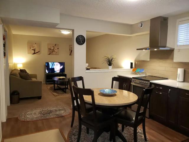 Registered Basement Suite 2 Bedrooms + Den, Fully Furnished, Separate Entrance