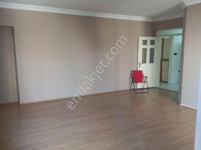 Rehber Emlaktan Site İçinde Satılık 3+1 Daire