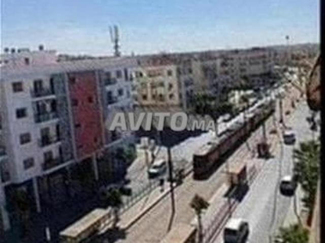 Rehina et Appartements vide Couple 3Filles