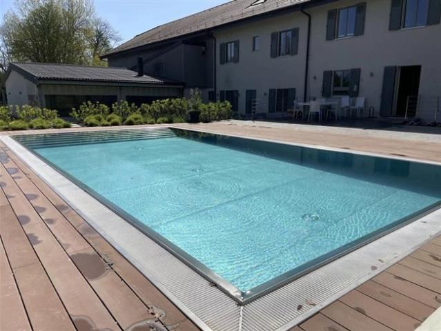 Reitbesitz in Genf Rive gauche