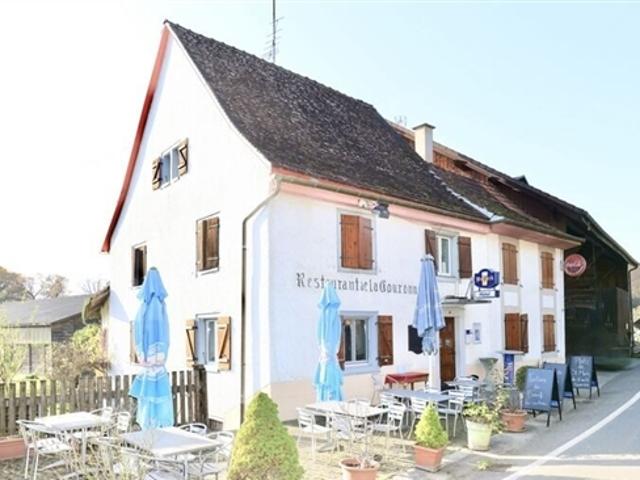 Reiterhof mit Hotel Restaurant und Personalwohnung