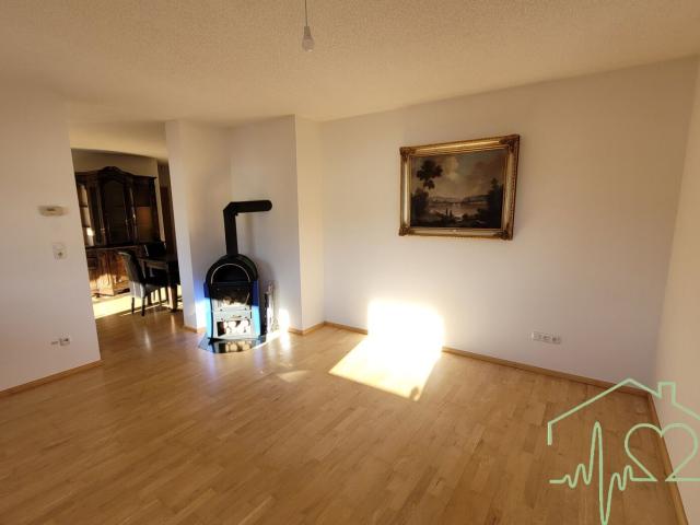 Reith bei Kitzbühel: 4 Zimmer DG Wohnung mit Südbalkon & Garage!